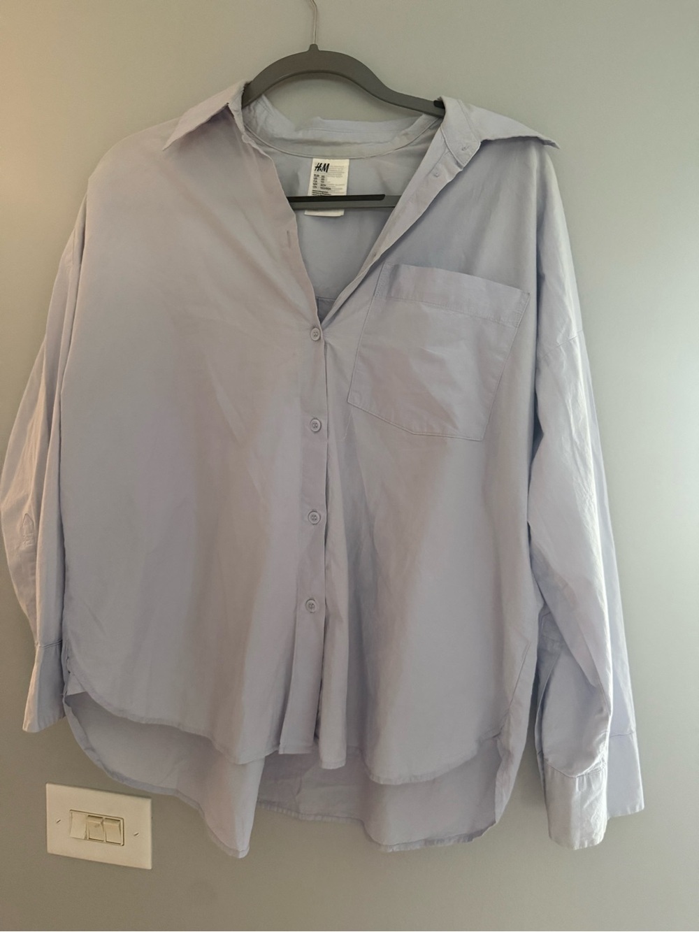 H&M Pale Blue Women’s Button-Down Dress Shirt - Picture 2 of 6